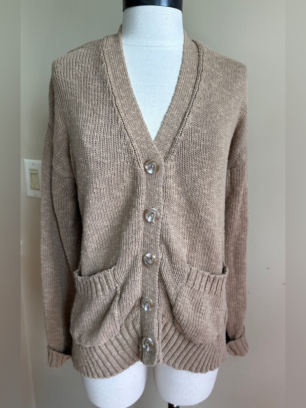 Quince Organic Cotton & Linen Relaxed Cardigan in Camel, Size Small